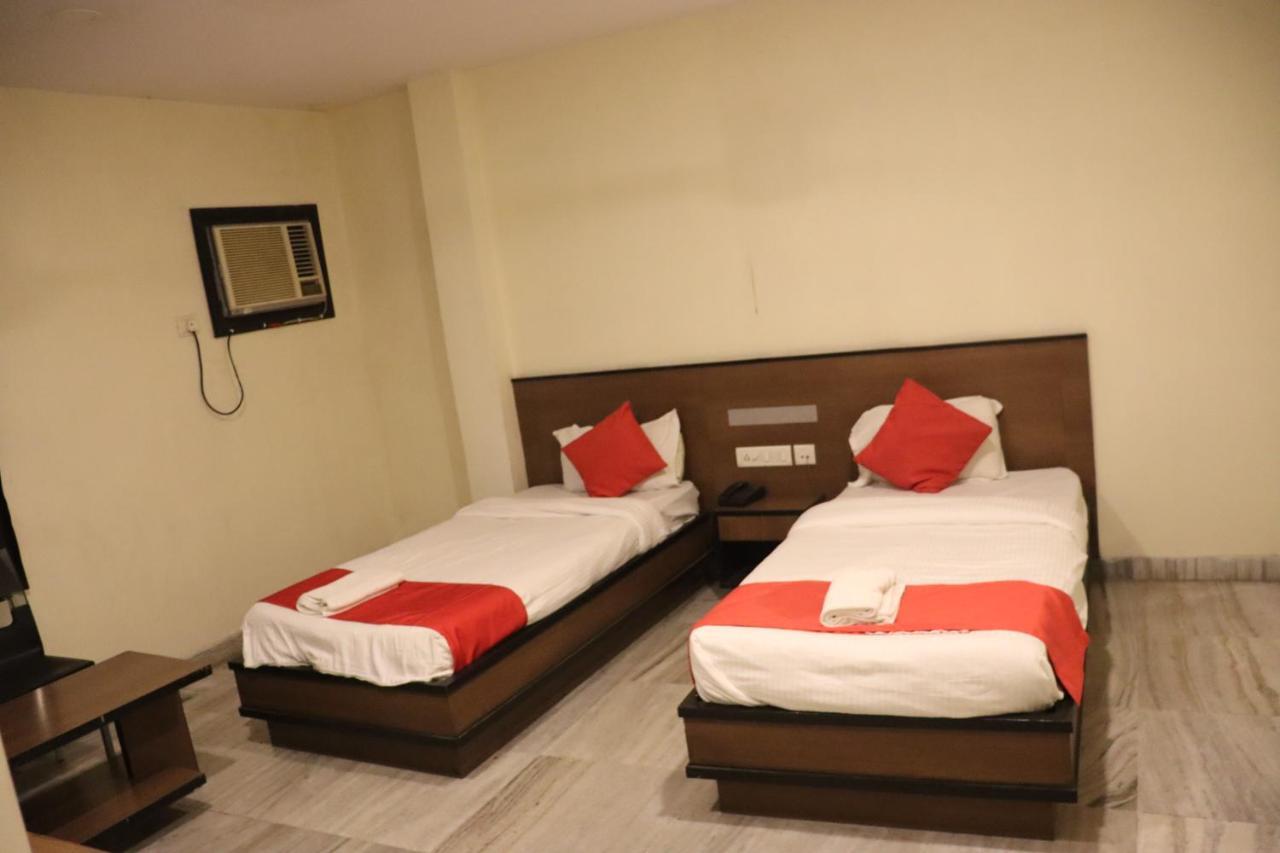 Hotel Chandra Jamshedpur Exterior photo
