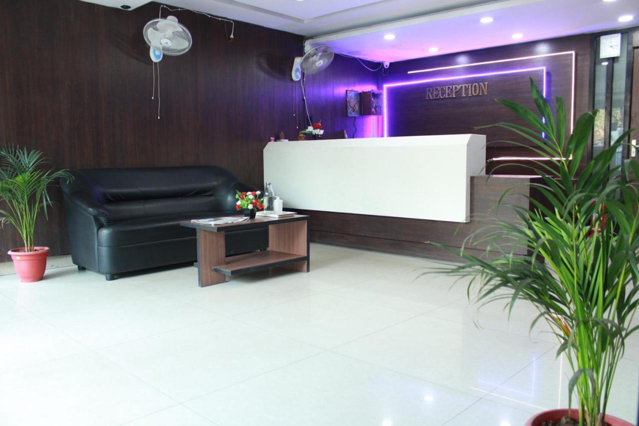 Hotel Chandra Jamshedpur Exterior photo